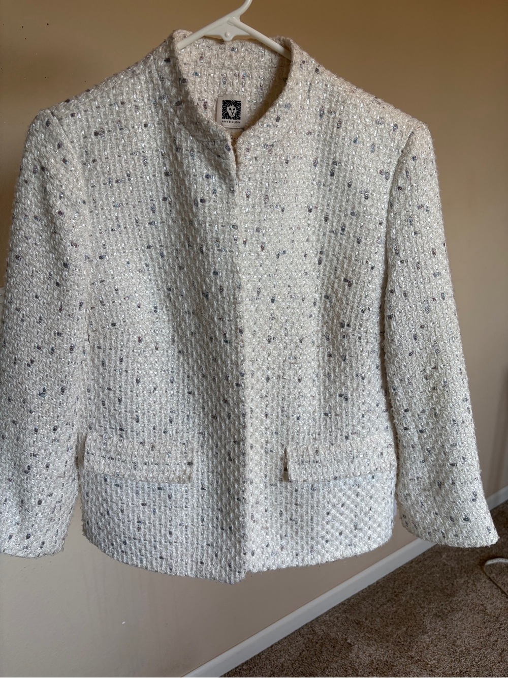 Anne Klein Cream Tweed Blazer with Subtle Speckle
